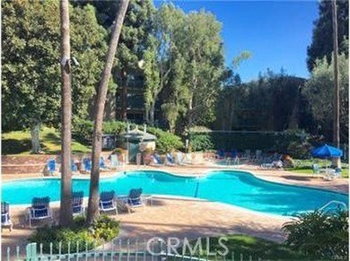 Beautifully updated and move-in ready, this desirable mid-level - photo 3