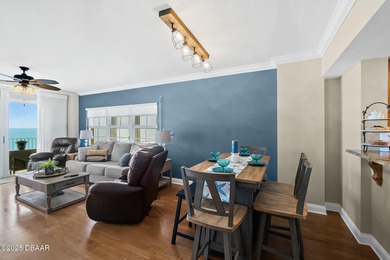 IMAGINE RESIDING IN AN EXQUISITE 5TH FLOOR SOUTHEAST CORNER - photo 12