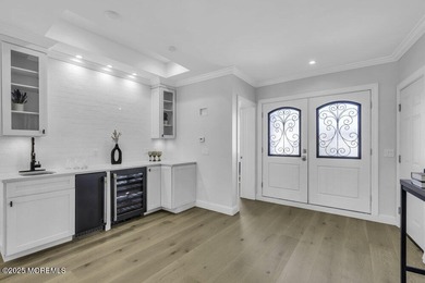 Welcome to 141 Vanard Drive, a fully renovated waterfront home - photo 12