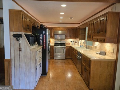 * Located on quiet cul-de-sac in popular Jacksons Creek - photo 21