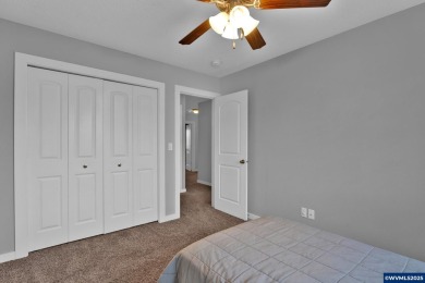 Beautiful 4 bed, 2.5 bath home with 1887 sqft, built in 2015