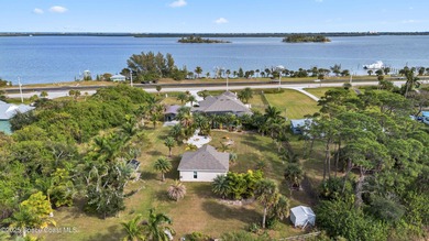 Two fully self functioning Riverfront homes situated on a - photo 24