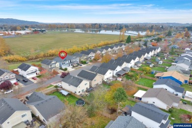 Beautiful 4 bed, 2.5 bath home with 1887 sqft, built in 2015