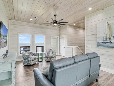 This waterfront home is the perfect Vacation House or Short Term - photo 7