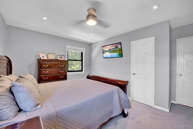 Don't miss this beautifully fully renovated 2-bedroom, 1-bath - photo 18