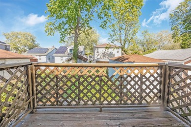 Welcome home to this charming 4 bedroom cape in the heart of - photo 19