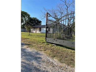 (private lake, pond, creek) Home For Sale in Wilson Oklahoma