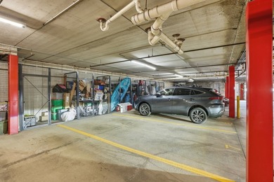 Ultra RARE 3 bedroom, 2 Full Bathroom Condo W ATTACHED Heated - photo 22