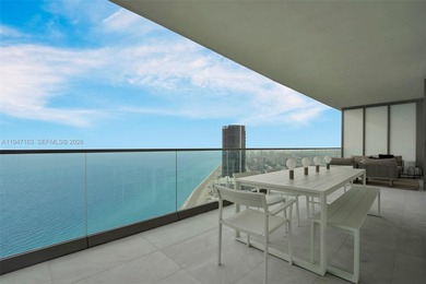 STUNNING TURNKEY OCEAN FRONT UNIT. TOTAL SQFT 4,062. 4 BEDROOMS