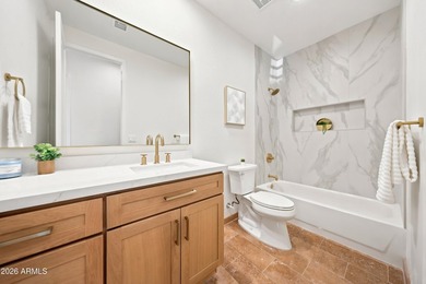 PRIVATE LAKEFRONT LIVING in the highly sought-after SCOTTSDALE - photo 38
