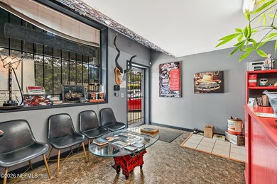 Outstanding commercial opportunity in a high-visibility - photo 6