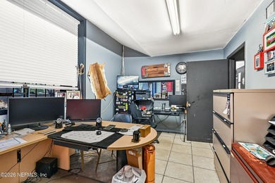 Outstanding commercial opportunity in a high-visibility - photo 10