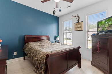 Welcome to 493 Garden Avenue in Georgetown, SC! Situated on a - photo 21