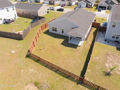 Set in Shell Point Farm, this one-story home offers the kind of - photo 46