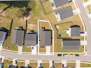 Set in Shell Point Farm, this one-story home offers the kind of - photo 49