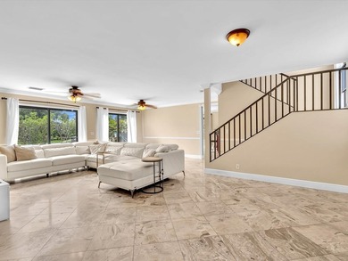 Welcome to this well-appointed three-bedroom - photo 9