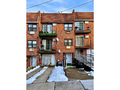 East River Home For Sale in College Point New York