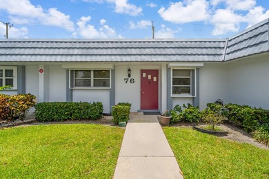 Welcome to this beautifully maintained two-bedroom, two-bathroom - photo 1