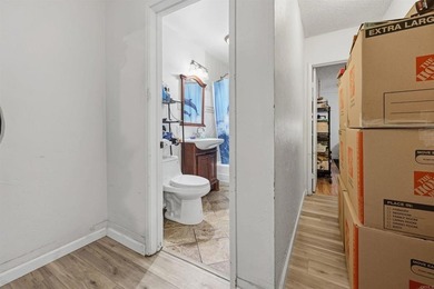 Opportunity awaits in the desirable Paradise Hills Plaza area! - photo 12