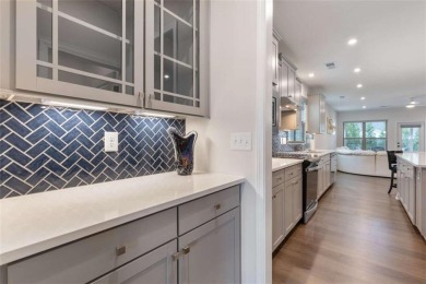 LISTED WELL BELOW APPRAISAL!! Spacious Open Floorplan, Luxury