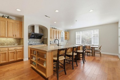 Beautiful home with inviting, private yard with Pebble Tec pool - photo 9