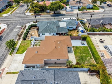 Welcome to 3527 W. 225th Street, a 3-bedroom, 2-bath home - photo 40