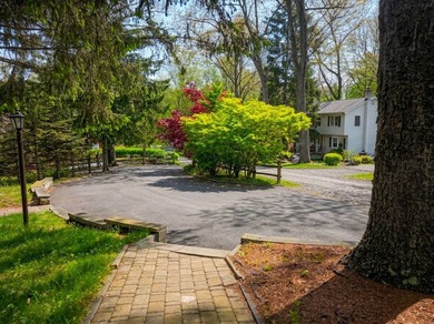 Additional listing photo 1