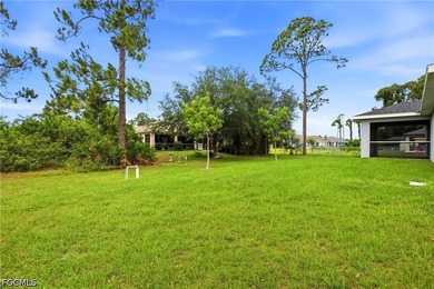 A modern exterior sets the tone for this well-maintained - photo 44