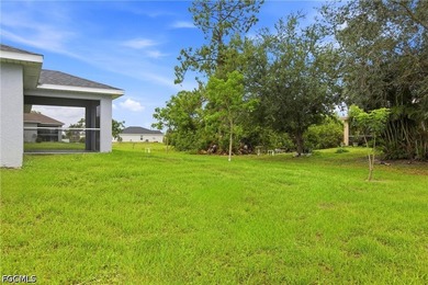 A modern exterior sets the tone for this well-maintained - photo 45