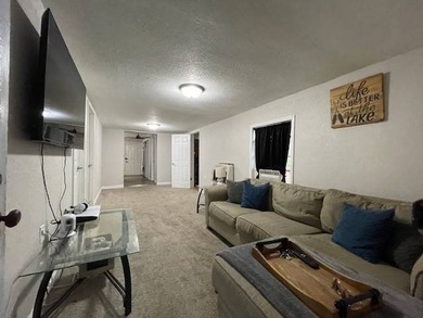 This 3-BR 1 bath Cutie is perfect for the family wanting a small - photo 6