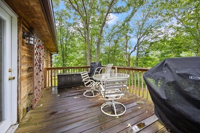 Charming Furnished Cabin Near Lake Cumberland! Escape to this - photo 11
