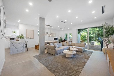 Aventura Lakes Home Active Under Contract in Aventura Florida