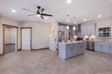 NEW HOME CONSTRUCTION with a amazing Price Adjustment! Stunning - photo 11
