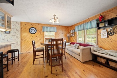 Charming Furnished Cabin Near Lake Cumberland! Escape to this - photo 16