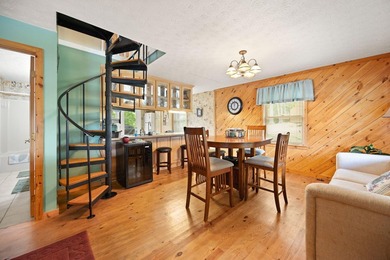 Charming Furnished Cabin Near Lake Cumberland! Escape to this - photo 17