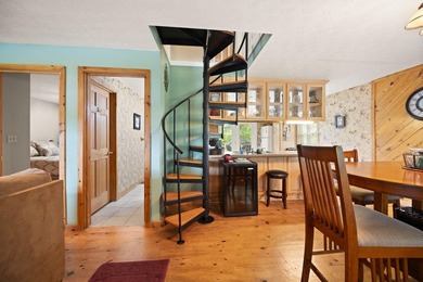 Charming Furnished Cabin Near Lake Cumberland! Escape to this - photo 19