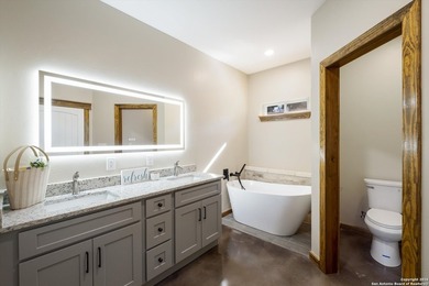 NEW HOME CONSTRUCTION with a amazing Price Adjustment! Stunning - photo 19