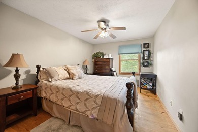 Charming Furnished Cabin Near Lake Cumberland! Escape to this - photo 28