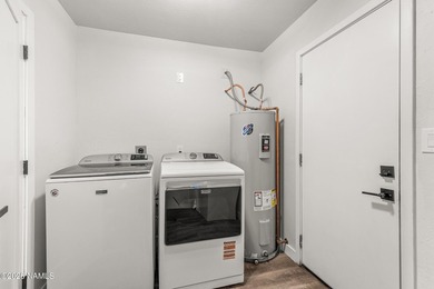 This beautifully updated single-level home offers modern comfort - photo 28