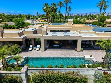 South-facing on over half an acre, this contemporary estate - photo 8