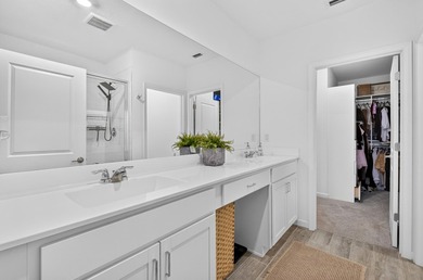 Built in 2024 this pristine Mediterranean-style floor plan - photo 41