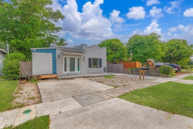 Don't miss this incredible opportunity to own an updated duplex - photo 3