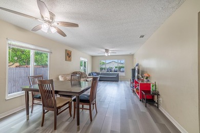 Don't miss this incredible opportunity to own an updated duplex - photo 6