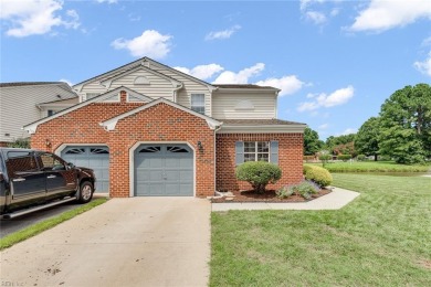 (private lake, pond, creek) Townhome/Townhouse For Sale in Yorktown Virginia