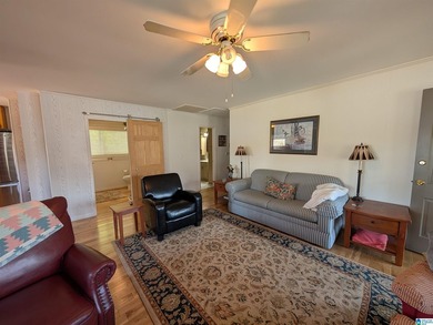 Beautiful 2-bedroom 2 bath home with approximately 400 feet of - photo 5