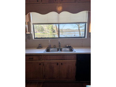 Beautiful 2-bedroom 2 bath home with approximately 400 feet of - photo 8