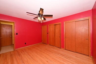 Spacious ranch home featuring 3 generously sized bedrooms - photo 20