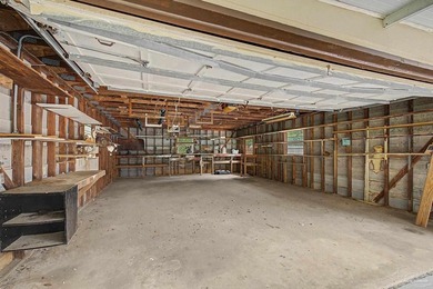 Brick 3-bedroom, 2-bathroom home located on a quiet cul-de-sac - photo 45