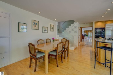 Nestled along 150 feet of private frontage on beautiful Good - photo 9