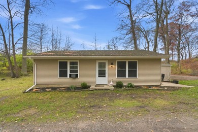 (pending lake) Home For Sale in Lagrange Indiana